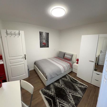 Апартаменти 2 Pieces Proche Du Centre Paris 15 Min Роні-су-Буа Екстер'єр фото