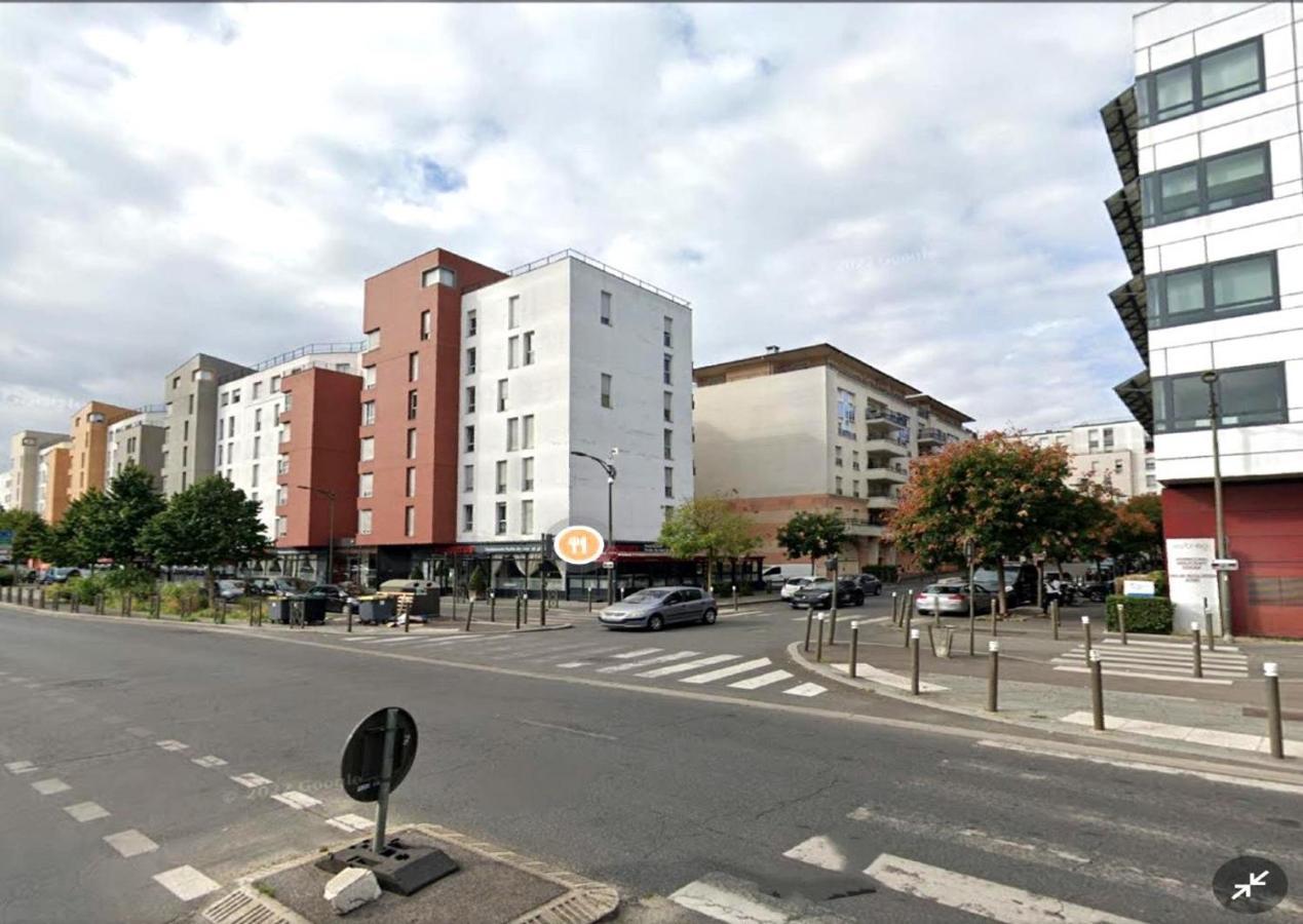 Апартаменти 2 Pieces Proche Du Centre Paris 15 Min Роні-су-Буа Екстер'єр фото