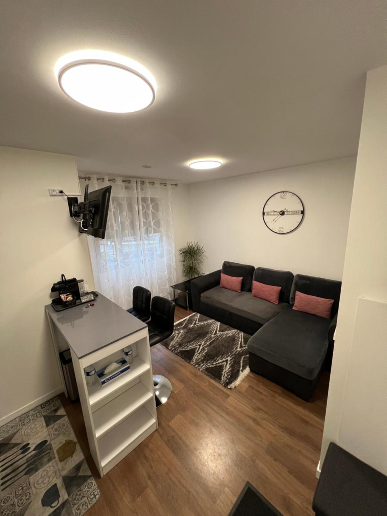 Апартаменти 2 Pieces Proche Du Centre Paris 15 Min Роні-су-Буа Екстер'єр фото